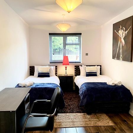 5 Bedroom Bungalow Ascot Racecourse Екстер'єр фото