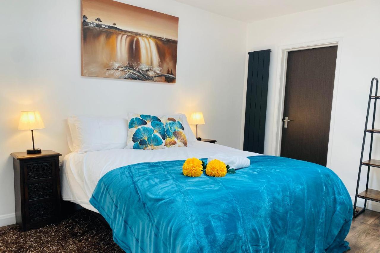5 Bedroom Bungalow Ascot Racecourse Екстер'єр фото