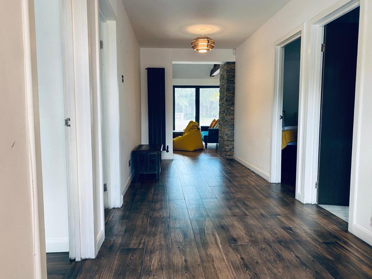 5 Bedroom Bungalow Ascot Racecourse Екстер'єр фото